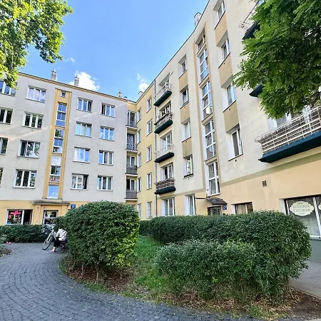 Apartamento K22 Górczewska 17b, Wola Varsóvia